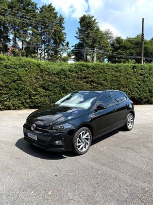 VOLKSWAGEN POLO 1.0 200 TSI COMFORTLINE AUTOMÁTICO VOLKSWAGEN POLO 1.0 200 TSI COMFORTLINE AUTOMÁTICO
